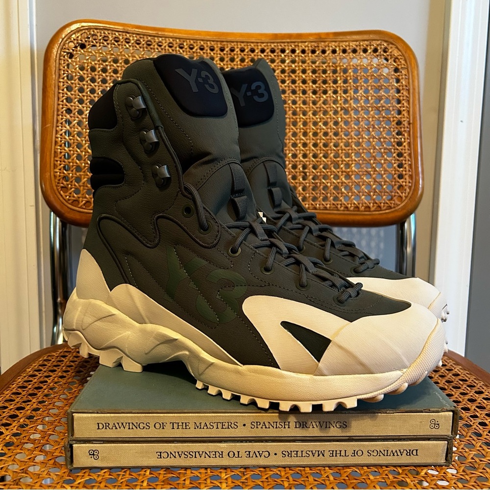 NIB Y3 Notoma 10.5